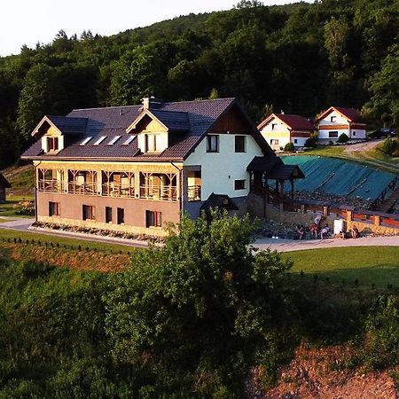 Hotel Dobranocka Malastow Exterior foto